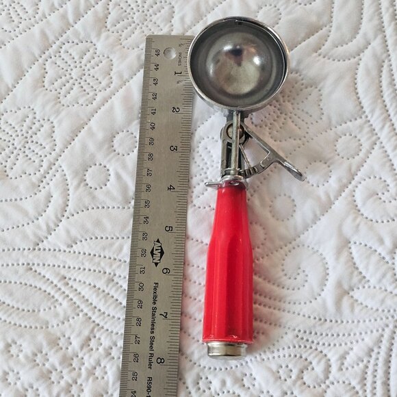 Vintage Red Handled Ice Cream Scoop With Metal Bowl & Thumb Trigger Mechanism - Picture 8 of 8